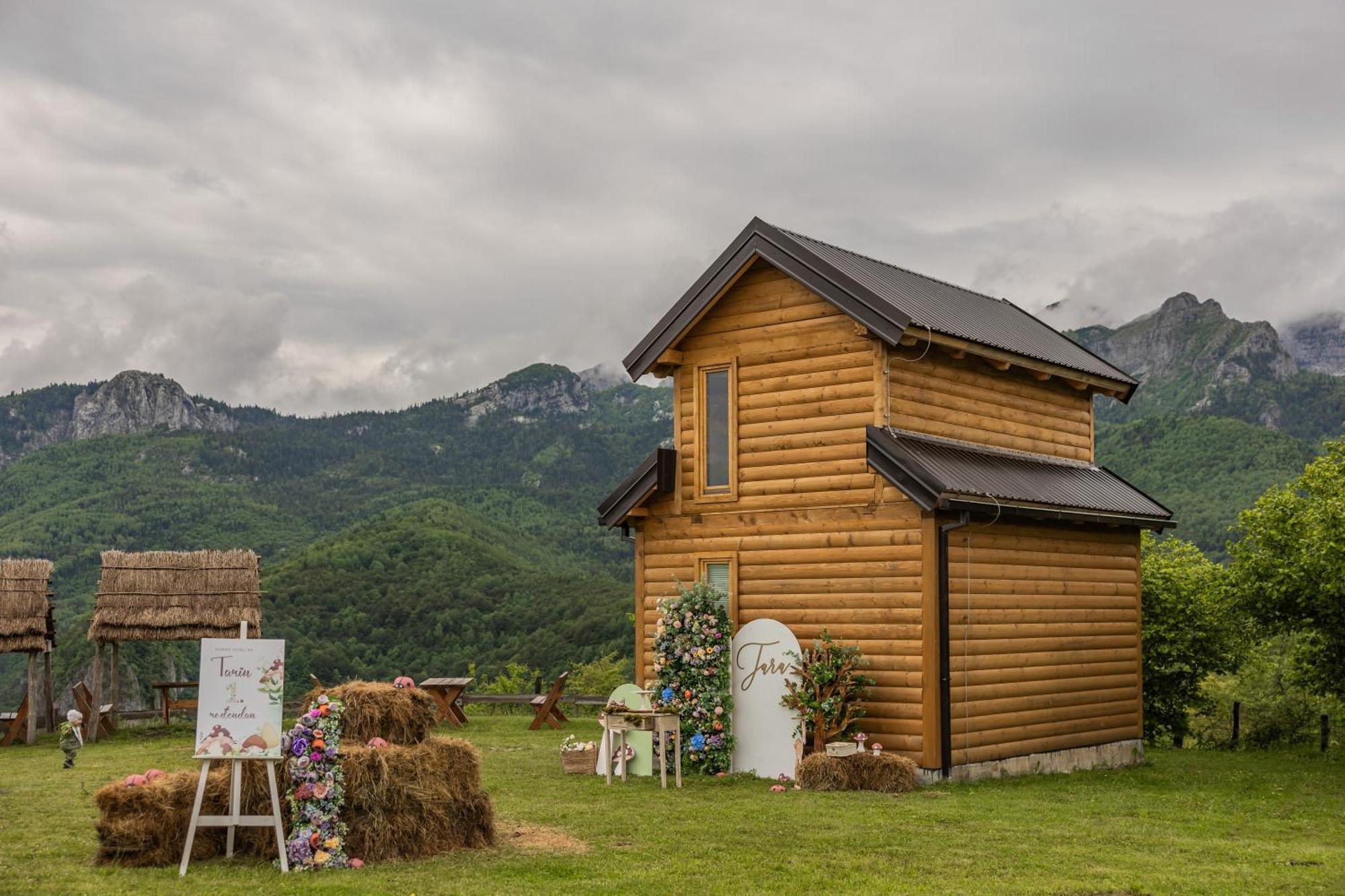 Eco Lodge Eagle'S Nest Savnik Exterior photo